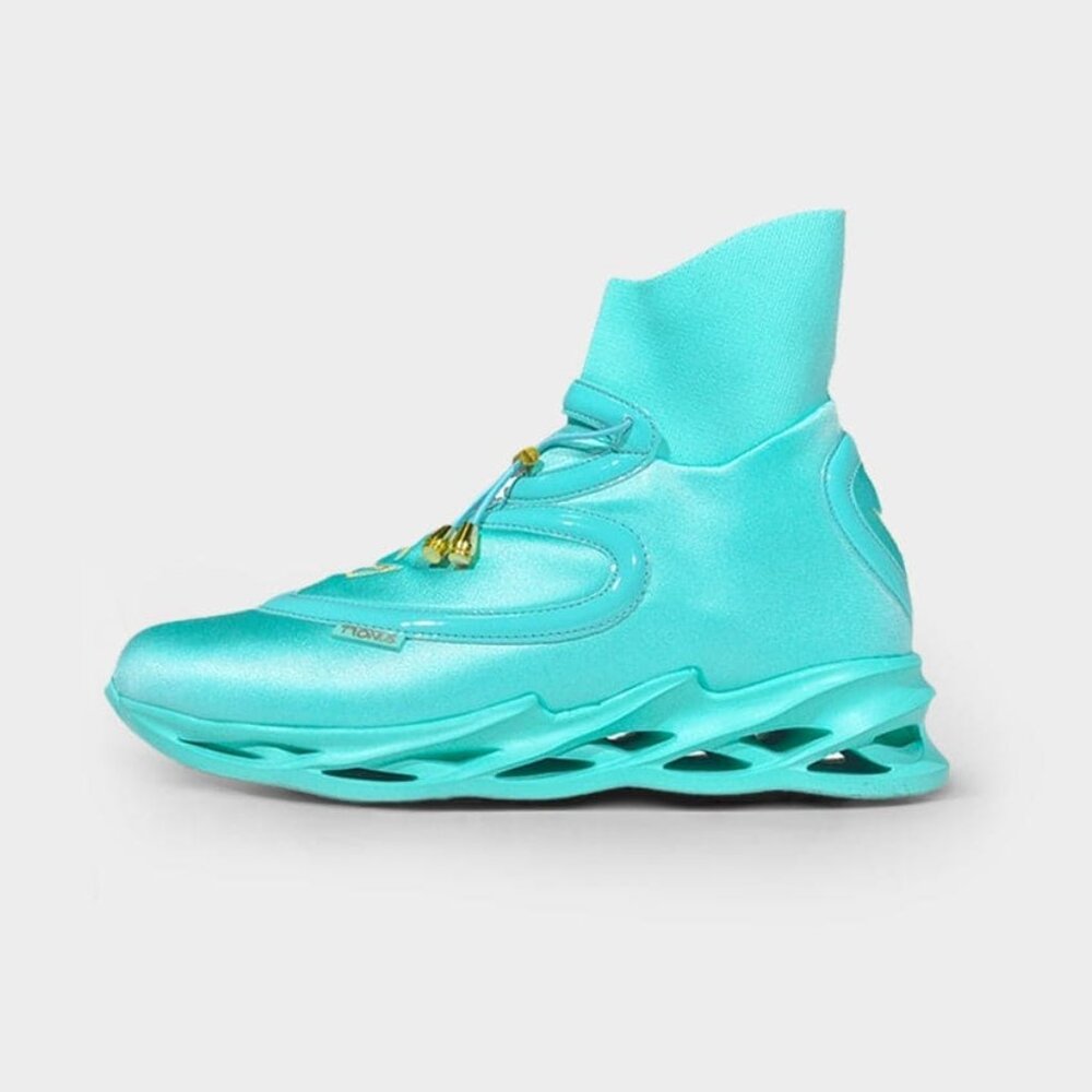 RETIRED COLLECTIBLE MENS LUXE CUSHIONED HIGH TOPS AQUA